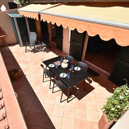 Route 25 - Cavoli - Vista Mare, Con Clima, Terrazza E Posto Auto Lägenhet Spiaggia di Cavoli Exteriör bild