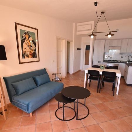 Route 25 - Cavoli - Vista Mare, Con Clima, Terrazza E Posto Auto Lägenhet Spiaggia di Cavoli Exteriör bild