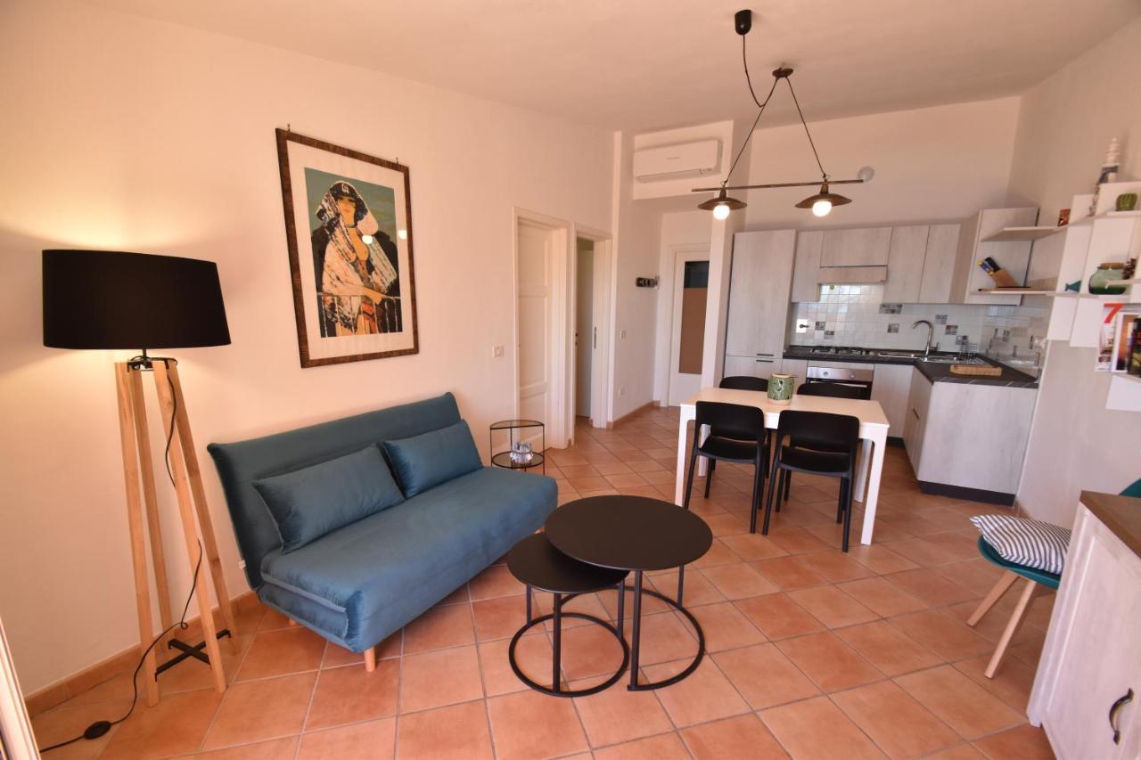 Route 25 - Cavoli - Vista Mare, Con Clima, Terrazza E Posto Auto Lägenhet Spiaggia di Cavoli Exteriör bild