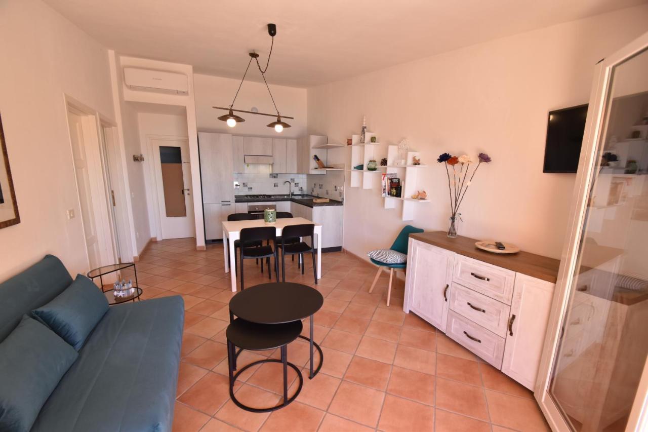 Route 25 - Cavoli - Vista Mare, Con Clima, Terrazza E Posto Auto Lägenhet Spiaggia di Cavoli Exteriör bild
